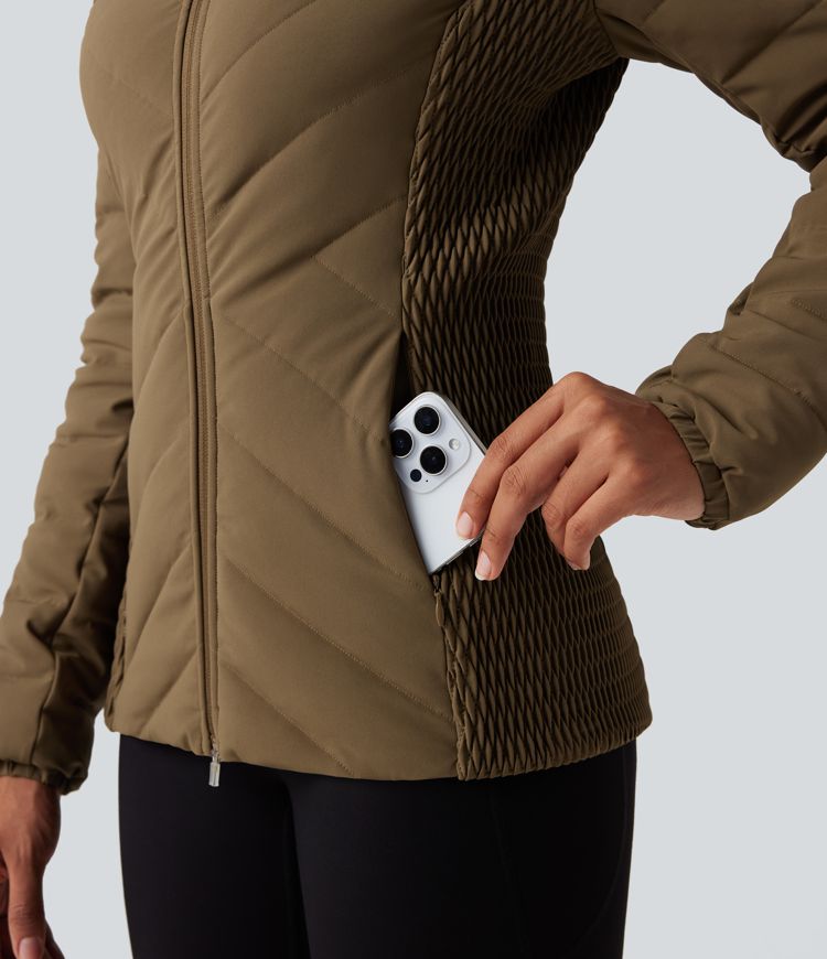 chaqueta acolchada informal fruncida con capucha extraíble y bolsillos puffflex